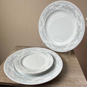 Vintage Set (4) China Somerset by Excel 10.5" Dinner 7” Salad Plates